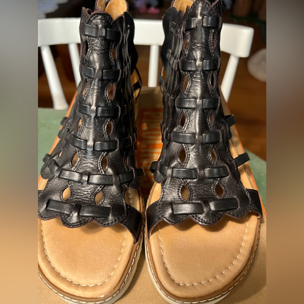 Pinkolinos Sandals